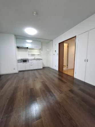 【居間・リビング】