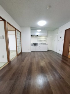 【居間・リビング】