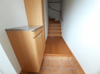 明るい玄関です