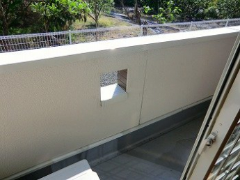 開放的で明るい空間を演出してくれるバルコニーです