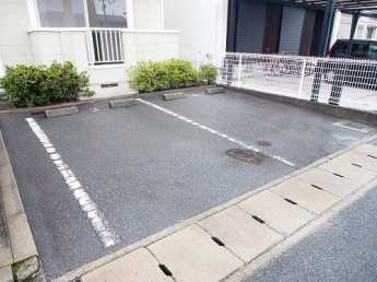 駐車場完備です