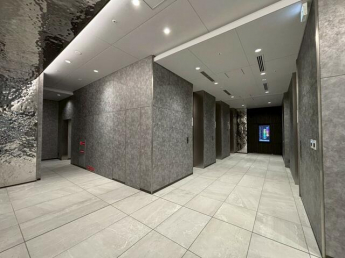 ＵＭＥＤＡ　ＥＡＳＴ　ＣＲＯＳＳの画像