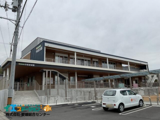 中萩保育園まで409m