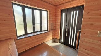 松山市和泉南１丁目の中古一戸建ての画像