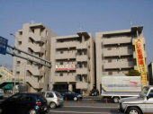 松山市空港通２丁目のマンションの画像