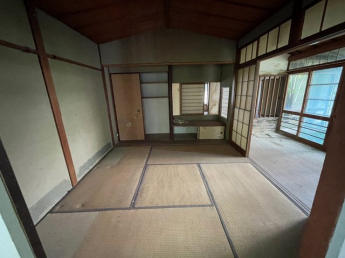 【居間・リビング】