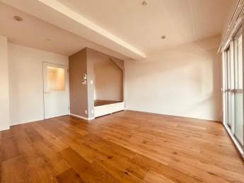 【居間・リビング】