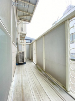 【バルコニー】