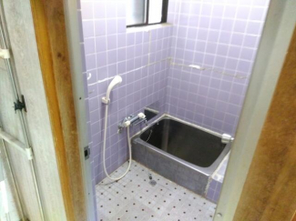 松山市西石井２丁目の中古一戸建ての画像