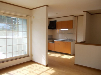 こちらのリビングで趣味の時間をお楽しみください