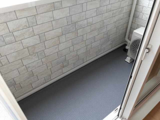 陽当たり良好なバルコニーです