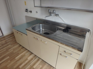 コンパクトなキッチンで掃除もラクラク