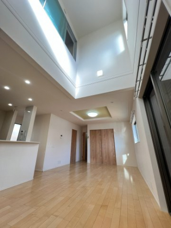 【居間・リビング】