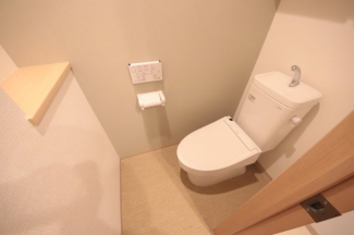 清潔感のあるトイレです