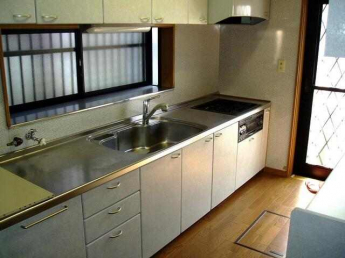 リフォーム済　対面キッチン