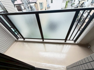 【バルコニー】