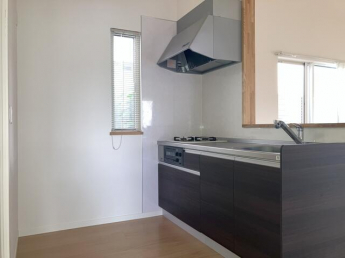 松山市余戸中４丁目の中古一戸建ての画像