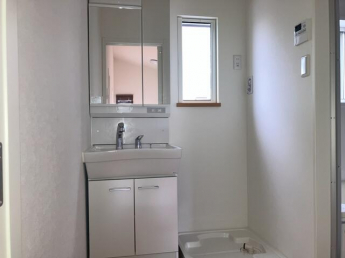 松山市余戸中４丁目の中古一戸建ての画像