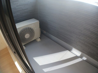 【バルコニー】