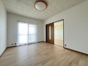 【居間・リビング】