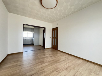 【居間・リビング】