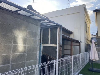 現地土地写真（上物あり・解体後引渡し）