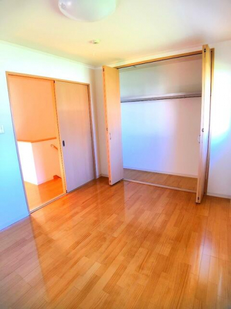 カンパニア西の土居の画像