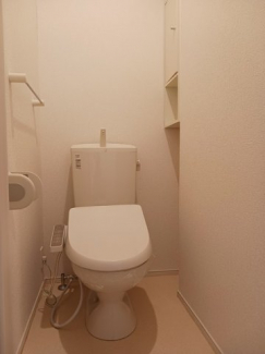 落ち着いたトイレです