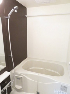 ゆったり過ごせるお風呂です