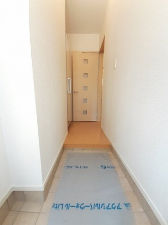 シンプルで使いやすい玄関です