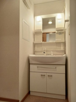 コンパクトで使いやすい洗面所