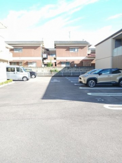 駐車場に車を止められます