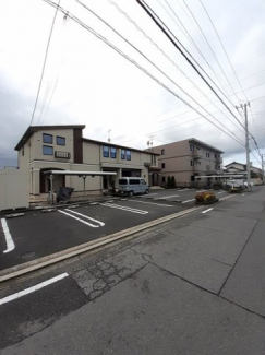 駐車場に車を止められます