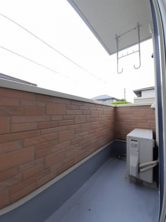 陽当たり良好なバルコニーです