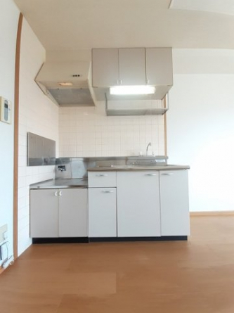 コンパクトなキッチンで掃除もラクラク