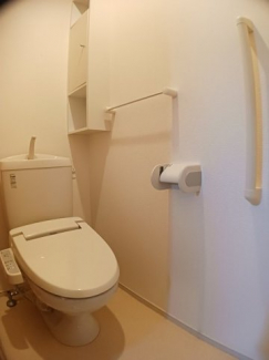 シンプルで使いやすいトイレです