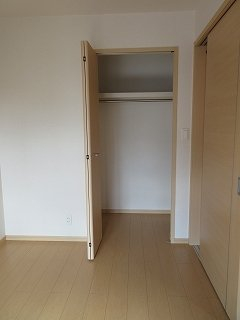 たっぷりとした収納スペースです