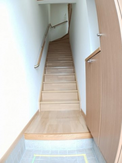 シンプルで使いやすい玄関です