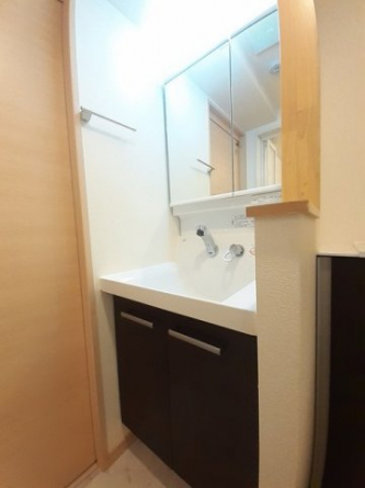 広い洗面スペース