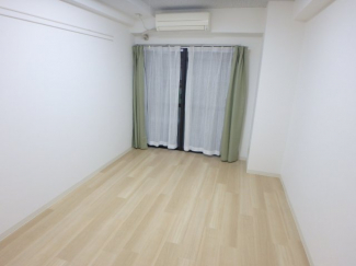 ゆったり過ごせるリビングです