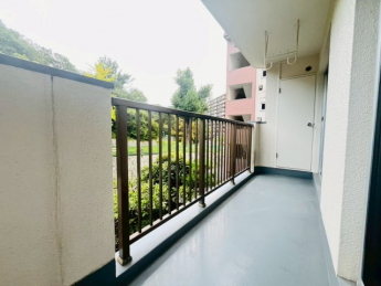 【バルコニー】