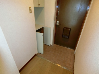【玄関】
