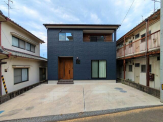松山市吉藤２丁目の中古一戸建ての画像