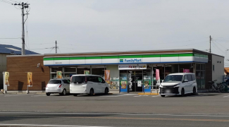 ファミリーマート新居浜外山町店まで544m