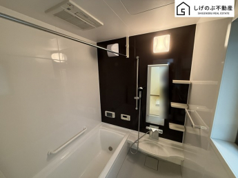 高級感のあるシステムバスで癒されます。