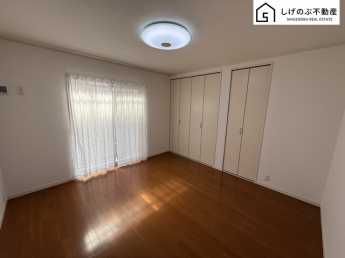 全居室に収納を完備しておりますので、いつでもお部屋をすっきりとお使い頂けそうです。自分好みのインテリアやレイアウトを考えるのも楽しみです♪