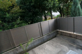 【バルコニー】