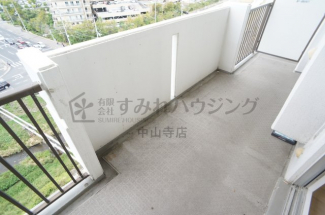 【バルコニー】