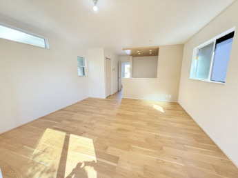 【居間・リビング】