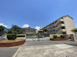 狩場台小学校まで約120ｍ